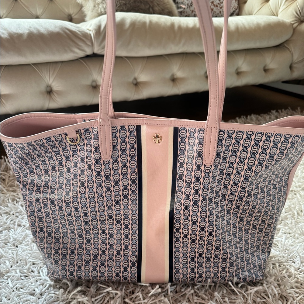Tory Burch beach/travel tote